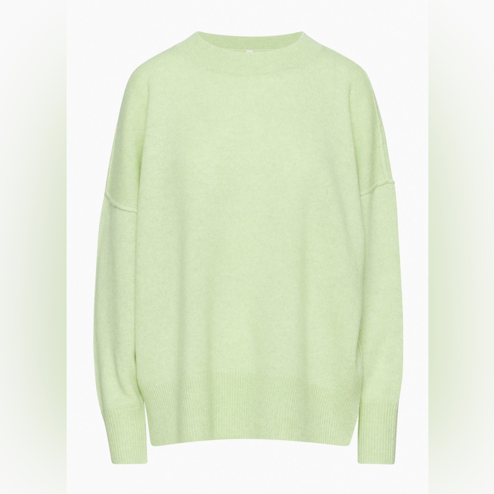 New Aritzia the group mount luxe oversized 100%cashmere sweater Sz2 MSRP:$198 - Picture 3 of 9